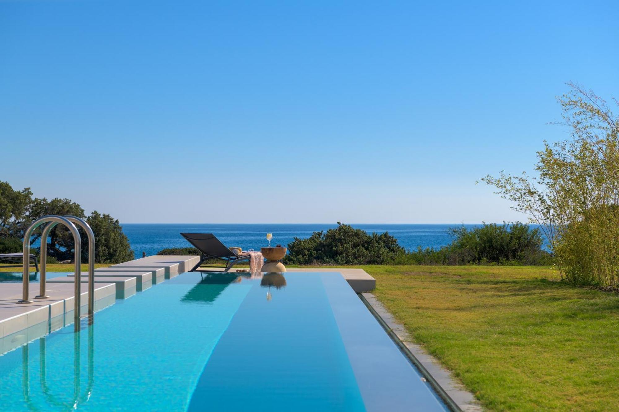 Albatross Beach Front Villas 根纳迪 外观 照片