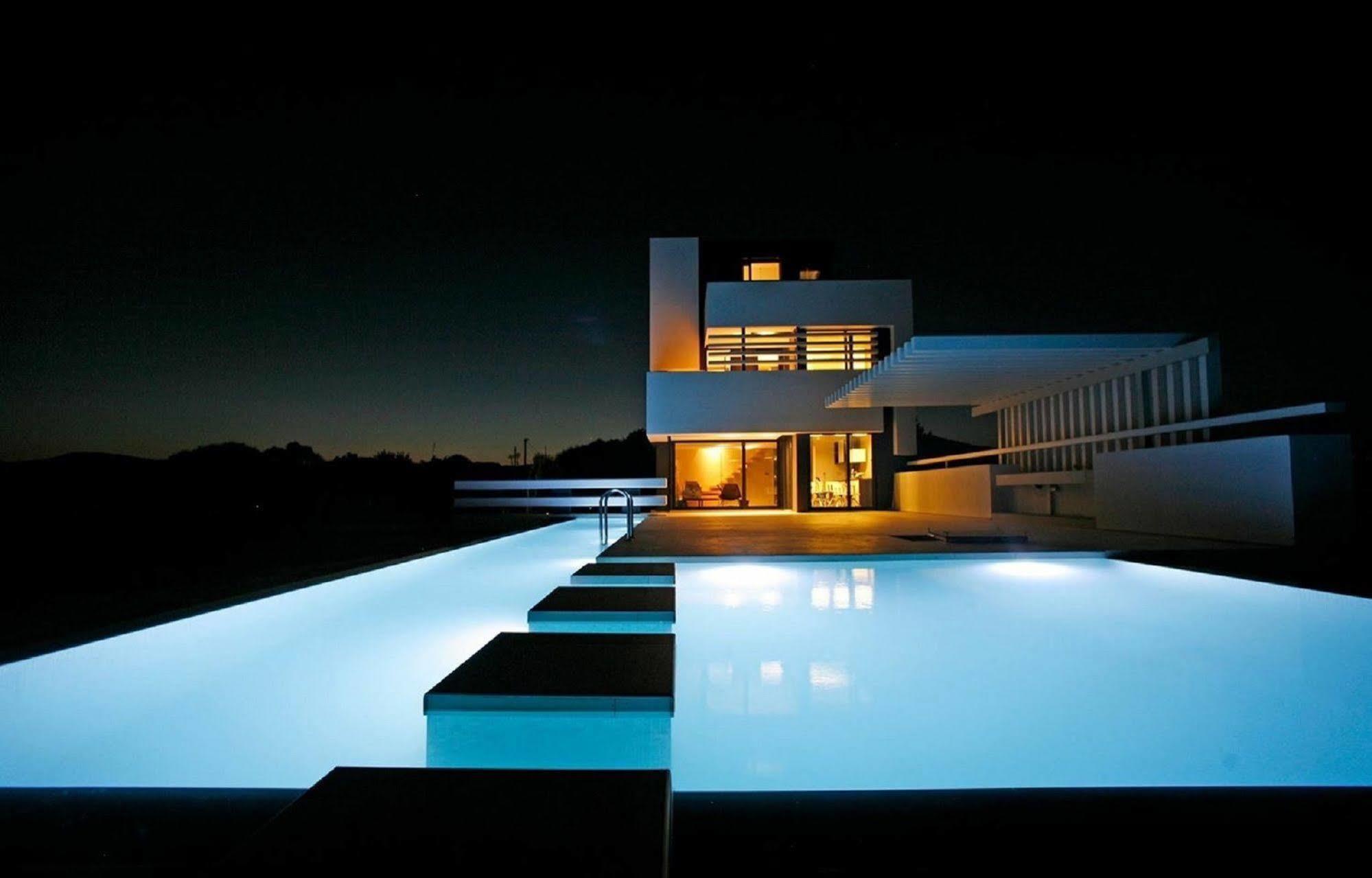 Albatross Beach Front Villas 根纳迪 外观 照片