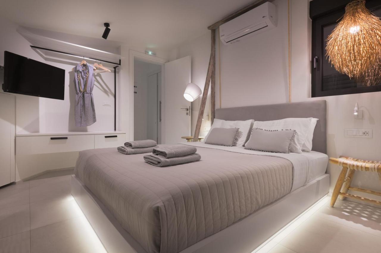 Albatross Beach Front Villas 根纳迪 外观 照片